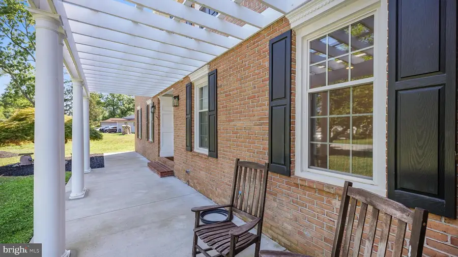 9179 Furrow Ave, Ellicott City, MD 21042 - #2