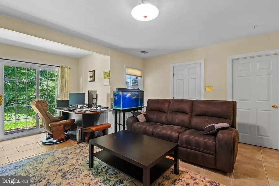 5917 Fox Glen Ct, Elkridge, MD 21075 - #3