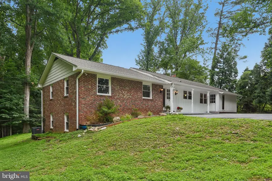 10206 Green Clover Ct, Ellicott City, MD 21042 - #2