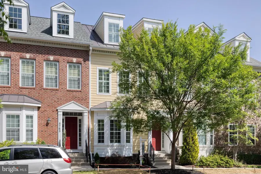 5767 Richards Valley Rd, Ellicott City, MD 21043 - #2