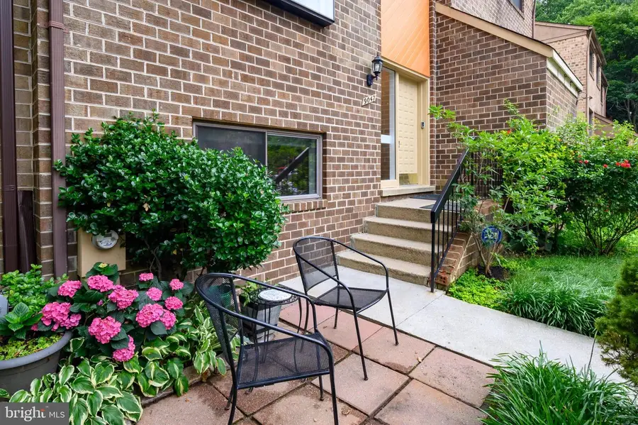 9047 Early April Way, Columbia, MD 21046 - #2