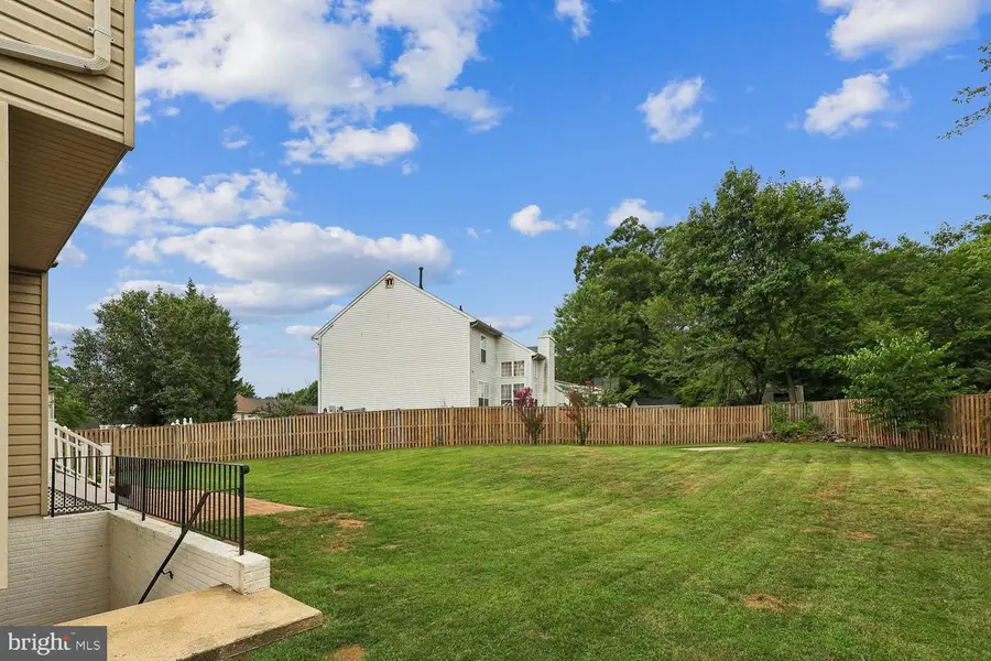 6912 Scarlet Oaks Dr, Elkridge, MD 21075 - #3