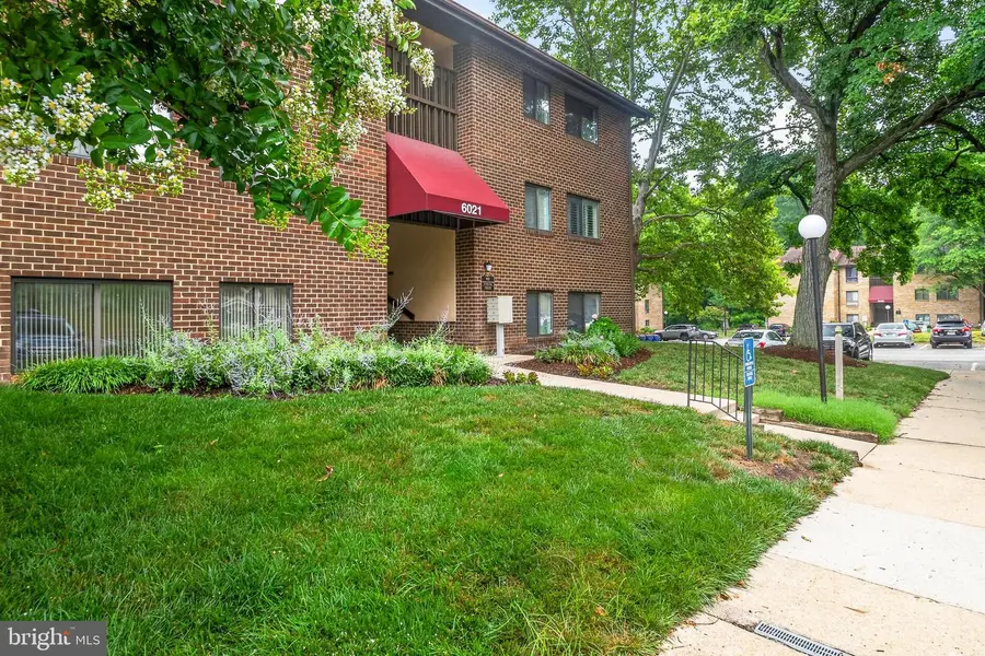 6021 Majors Ln #1 B13, Columbia, MD 21045 - #3