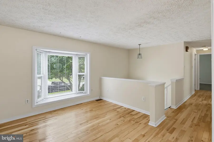 5571 Hunting Horn Dr, Ellicott City, MD 21043 - #3
