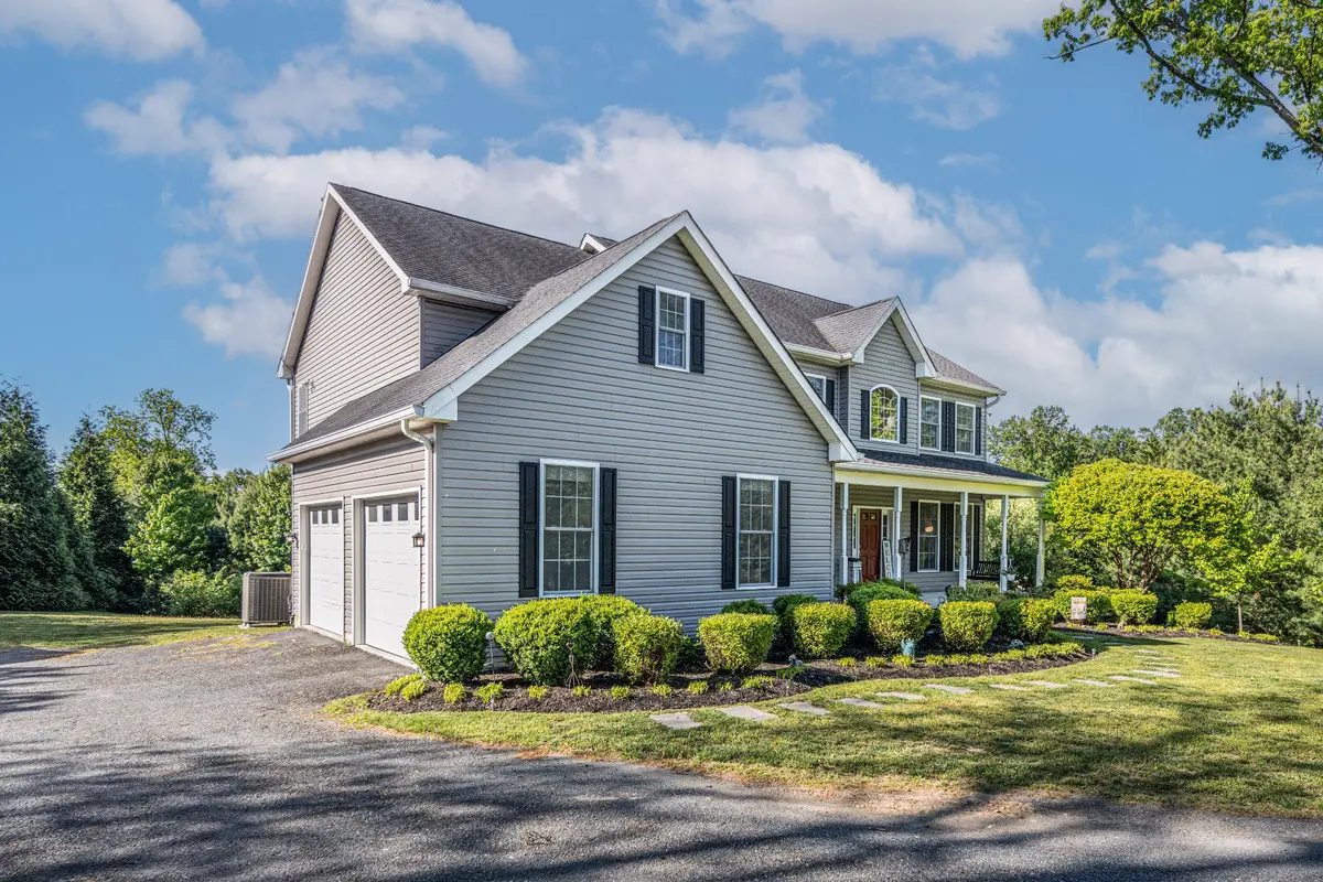 10693 Harding Rd, Laurel, MD 20723 - #1