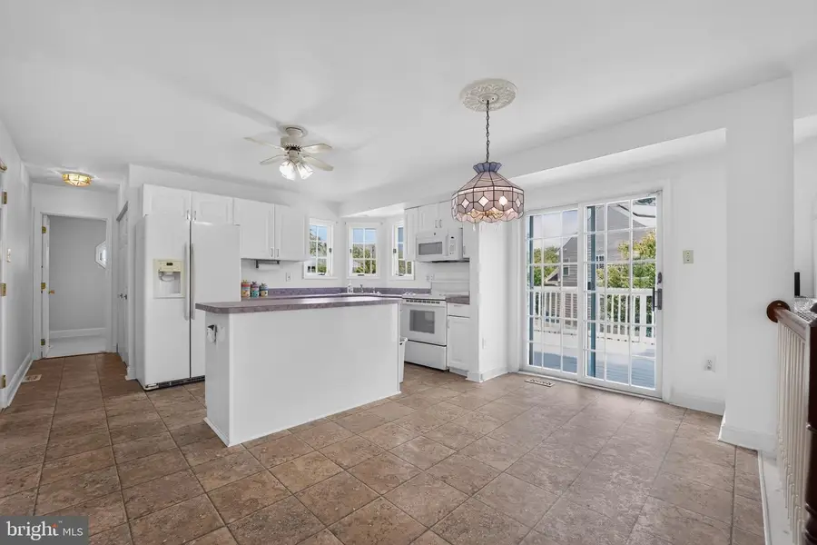 2903 Chestnut Hill Dr, Ellicott City, MD 21043 - #2
