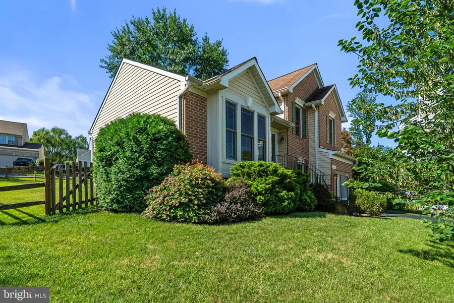 9543 Ridgeview Dr, Columbia, MD 21046 - #2