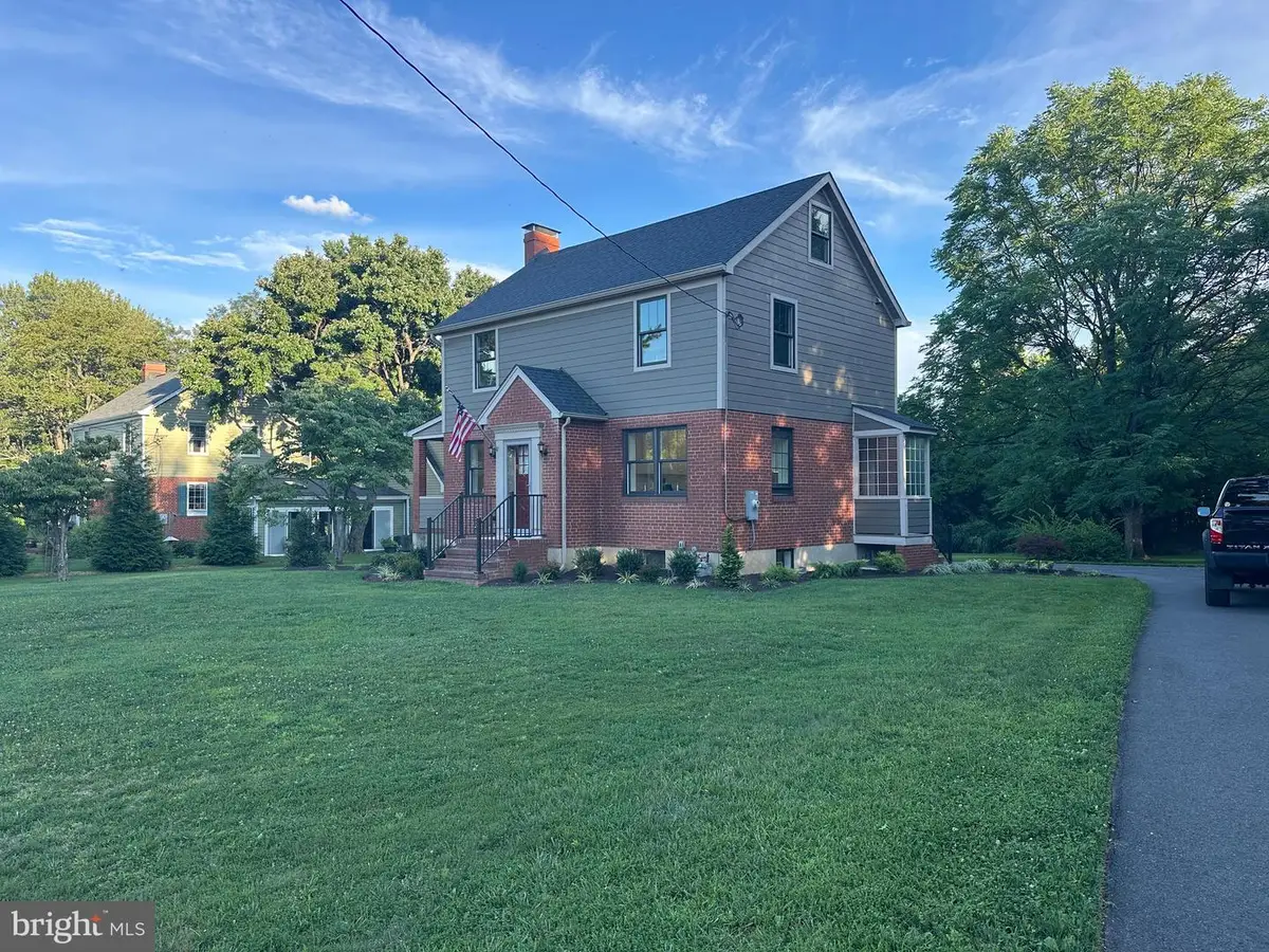 5818 Montgomery Rd, Elkridge, MD 21075 - #1