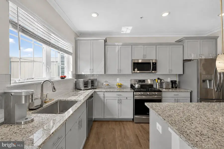 7933 Potter Pl, Elkridge, MD 21075 - #3