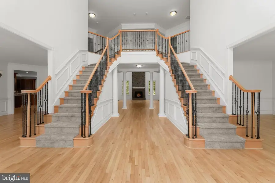 11546 Fox River Dr, Ellicott City, MD 21042 - #2