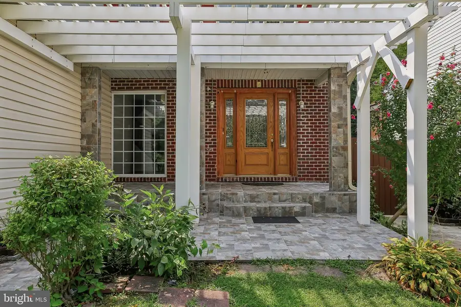 9236 Stream View Ln, Laurel, MD 20723 - #2