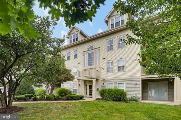 9111 Gracious End Court Ct #303, COLUMBIA, MD 21046