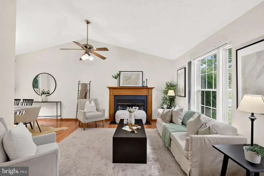 9343 Kings Grant Rd, Laurel, MD 20723 - #3