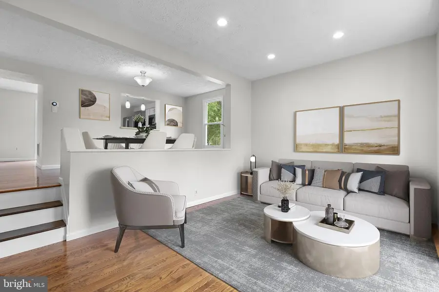 6327 Loring Dr, Columbia, MD 21045 - #2