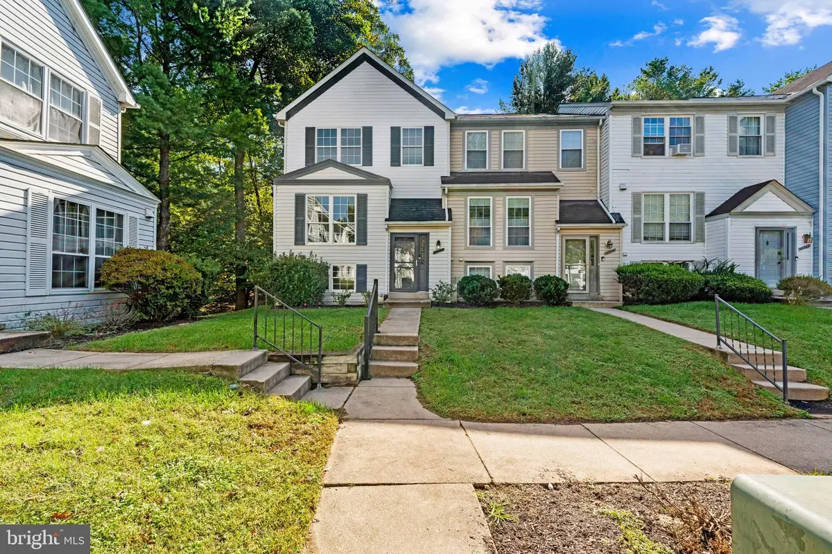 11716 Stonegate Ln, Columbia, MD 21044 - #1