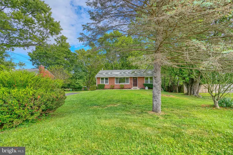 4921 Alice Ave, Ellicott City, MD 21043 - #2
