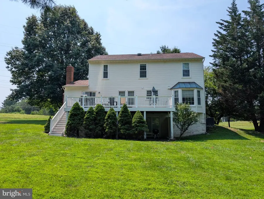 9191 Victoria Dr, Ellicott City, MD 21042 - #2
