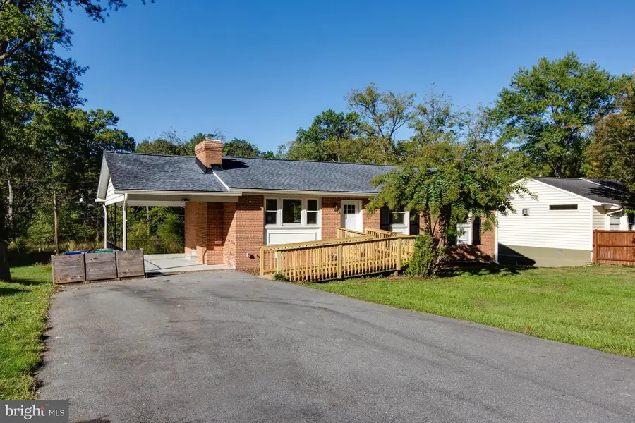 6734 Allview Dr, Columbia, MD 21046 - #2