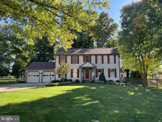 10221 Westwood Dr, Columbia, MD 21044 - #1