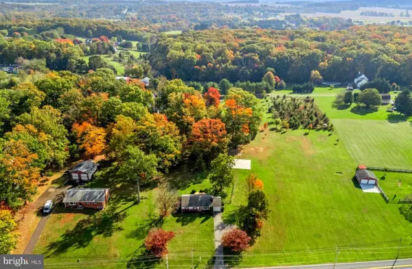 725 Long Corner Rd, MT AIRY, MD 21771