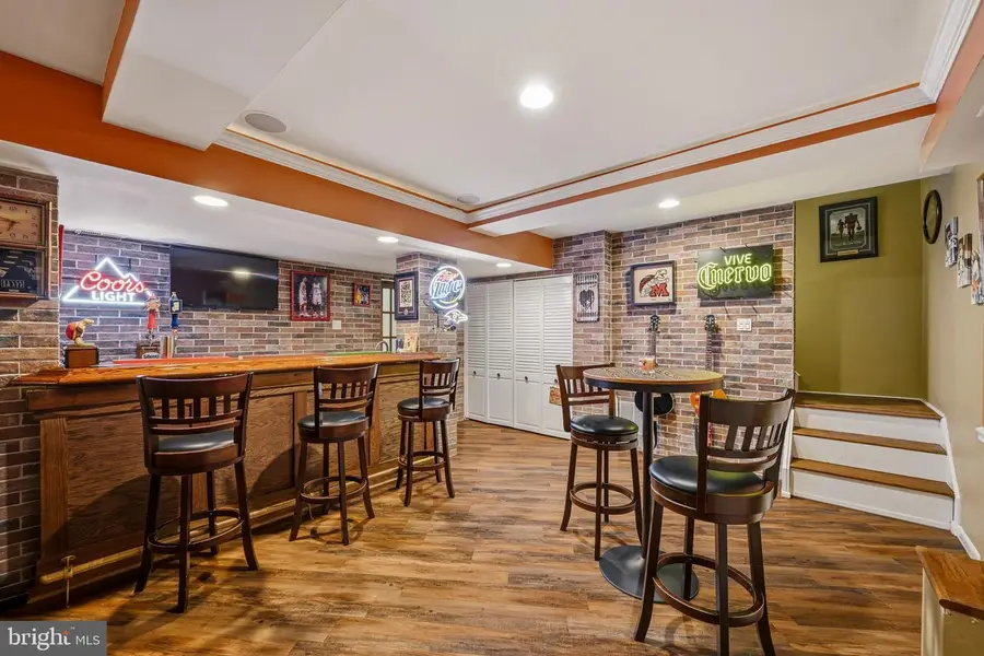 4721 Yorkshire Dr, Ellicott City, MD 21043 - #3