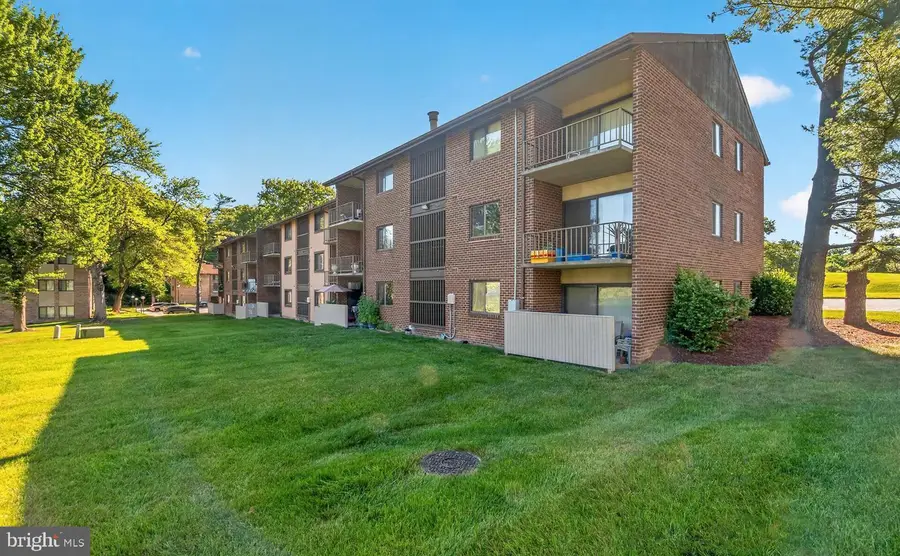 6017 Majors Ln #1 B1, Columbia, MD 21045 - #2