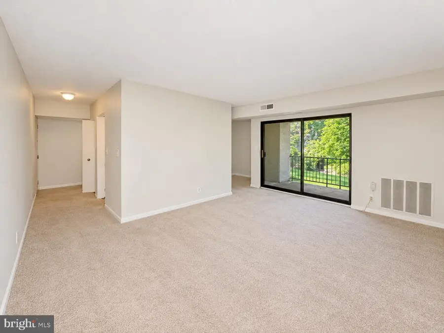 6097 Majors Ln #7, Columbia, MD 21045 - #2