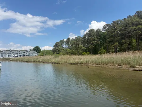 21190 Green Ln, ROCK HALL, MD 21661