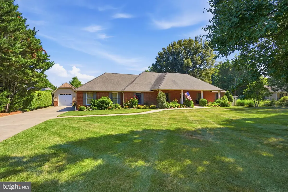 7828 Country Club Ln, Chestertown, MD 21620 - #1