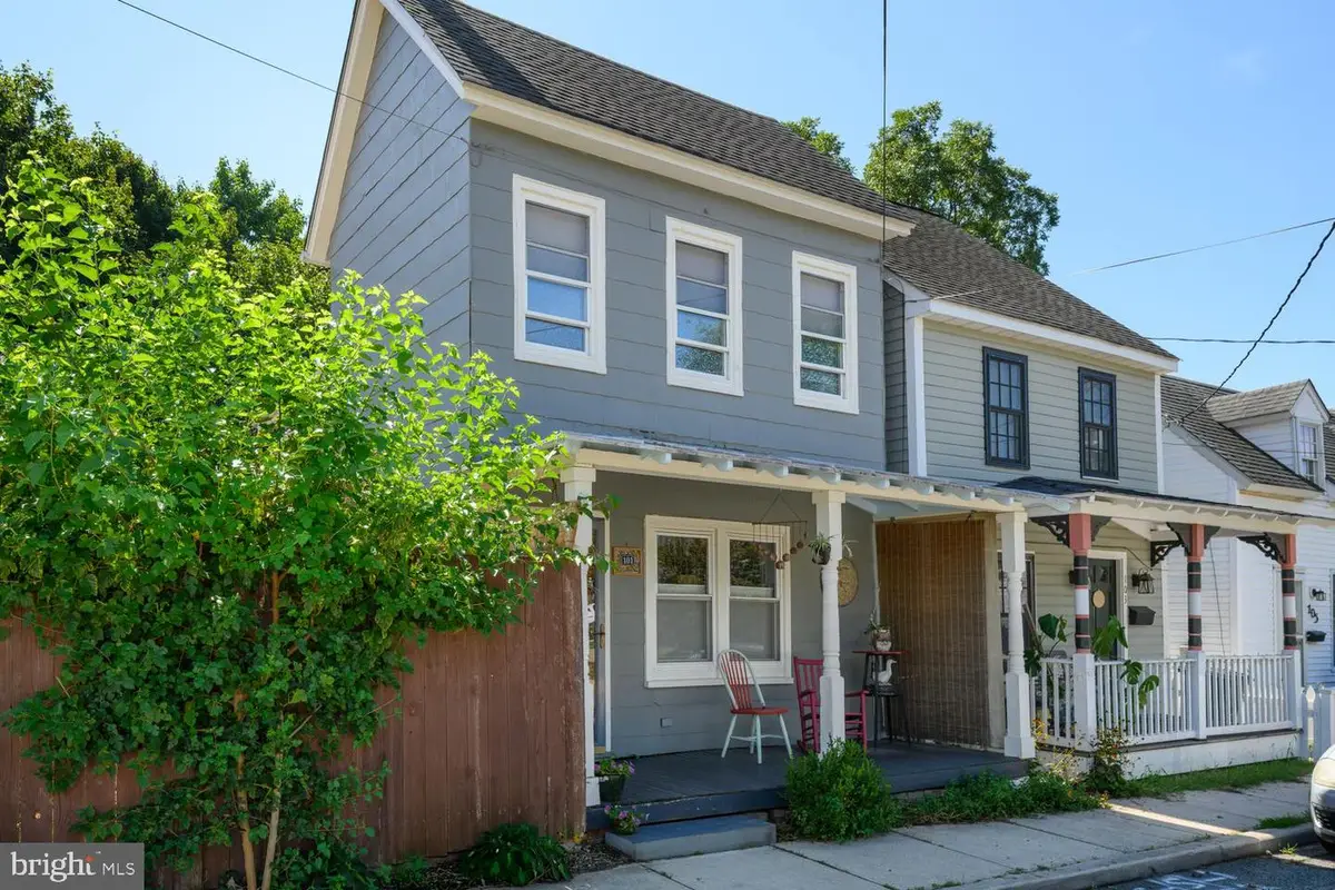 101 S College Ave, Chestertown, MD 21620 - #1