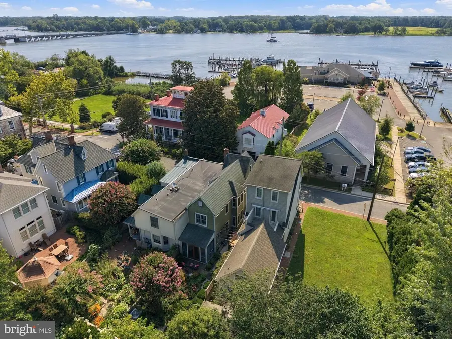 204 S Water St, Chestertown, MD 21620 - #2