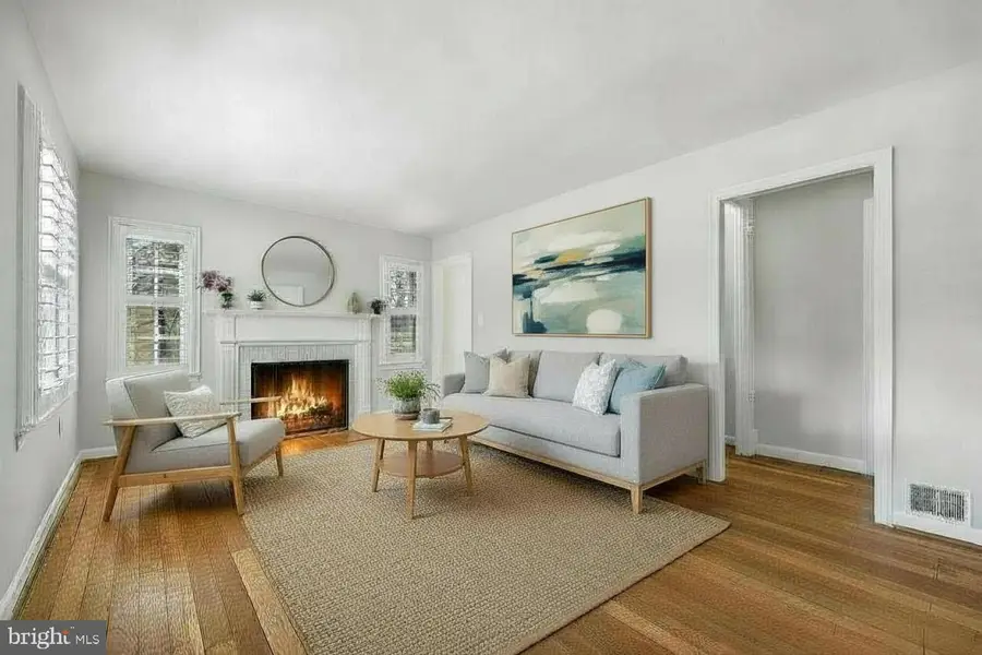 3201 Ferndale St, Kensington, MD 20895 - #2