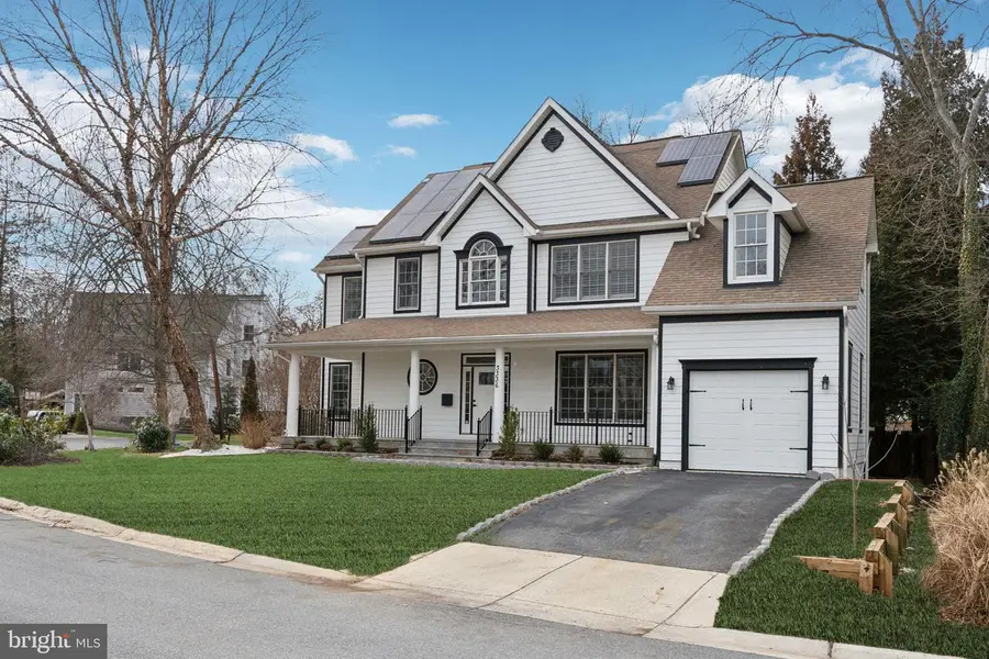 3336 Jones Bridge Ct, Chevy Chase, MD 20815 - #2