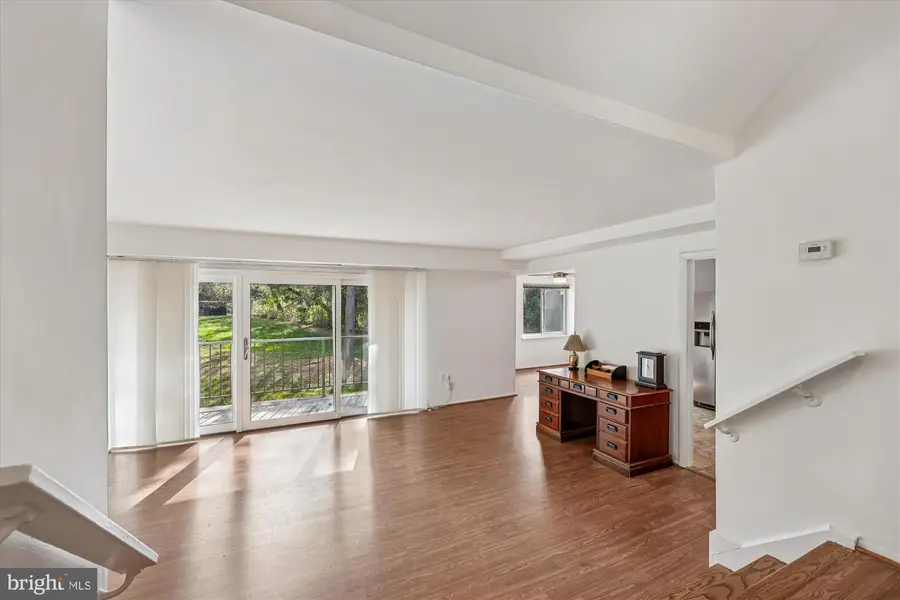 14428 Parkvale Rd ##3, Rockville, MD 20853 - Image #3