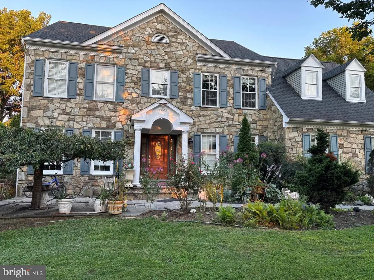 19105 Peach Blossom Ct, Gaithersburg, MD 20879 - Image #1