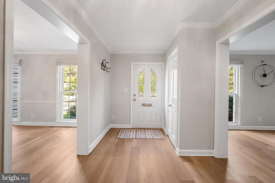 6224 Goodview St, Bethesda, MD 20817 - Image #3