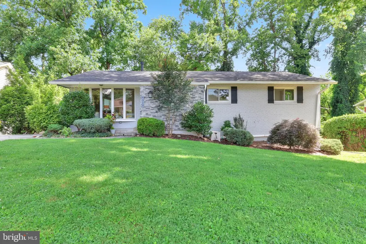 6313 Tone Dr, Bethesda, MD 20817 - Image #1