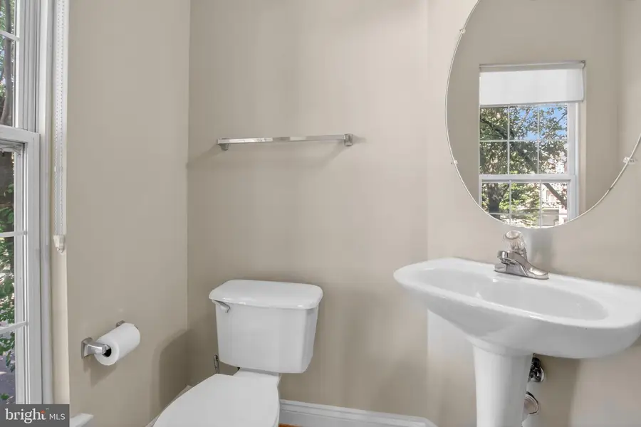 110 Elmcroft Blvd, Rockville, MD 20850 - Image #3