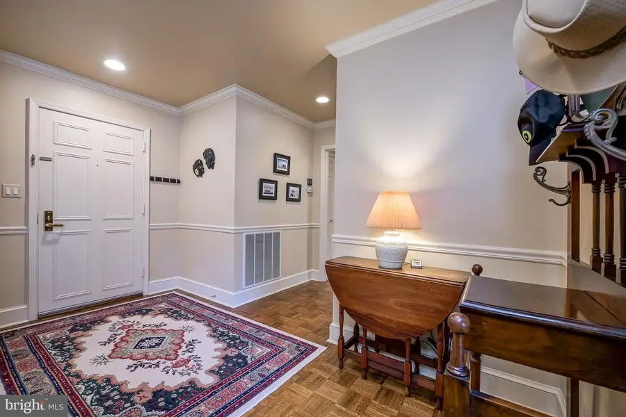 8101 Connecticut Ave #c610, Chevy Chase, MD 20815 - #3