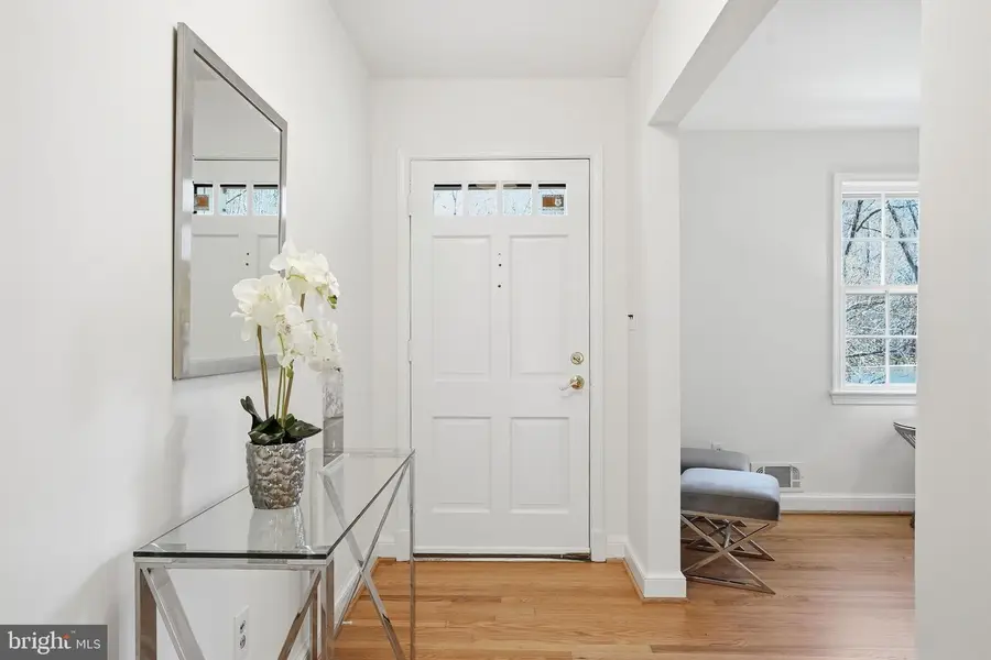 8200 Beech Tree Rd, Bethesda, MD 20817 - Image #3