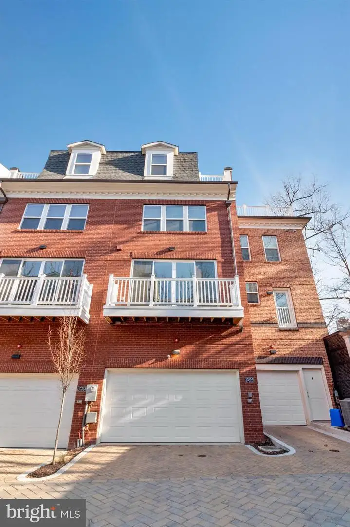 10326 Grosvenor Pl, North Bethesda, MD 20852 - Image #2