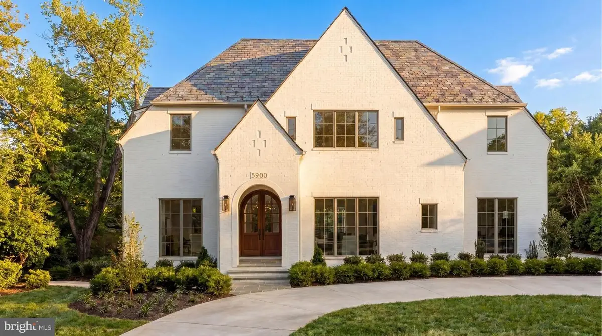 5900 Kennedy Dr, Chevy Chase, MD 20815 - #1