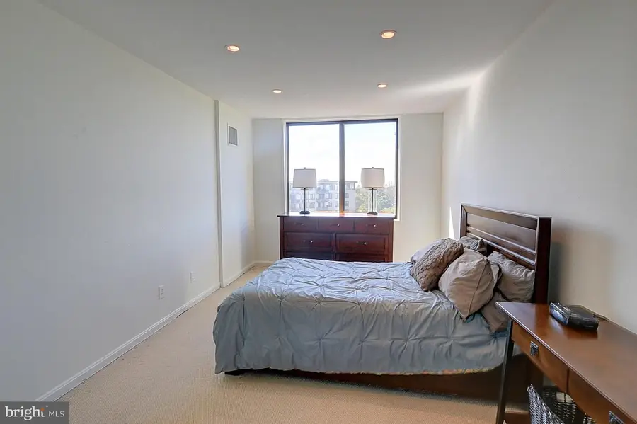 5225 Pooks Hill Rd #1805n, Bethesda, MD 20814 - Image #2