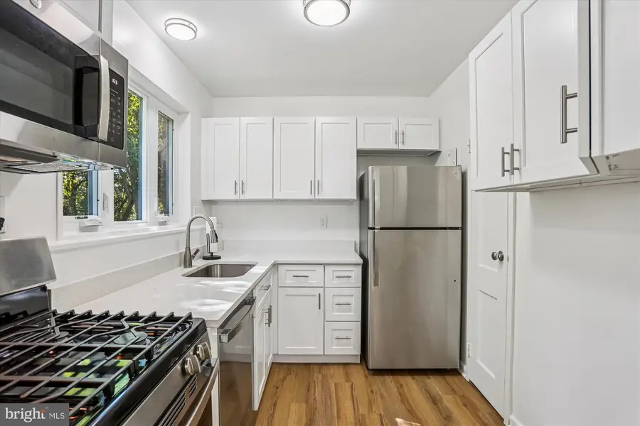 10301 Montrose Ave #201, Bethesda, MD 20814 - Image #2