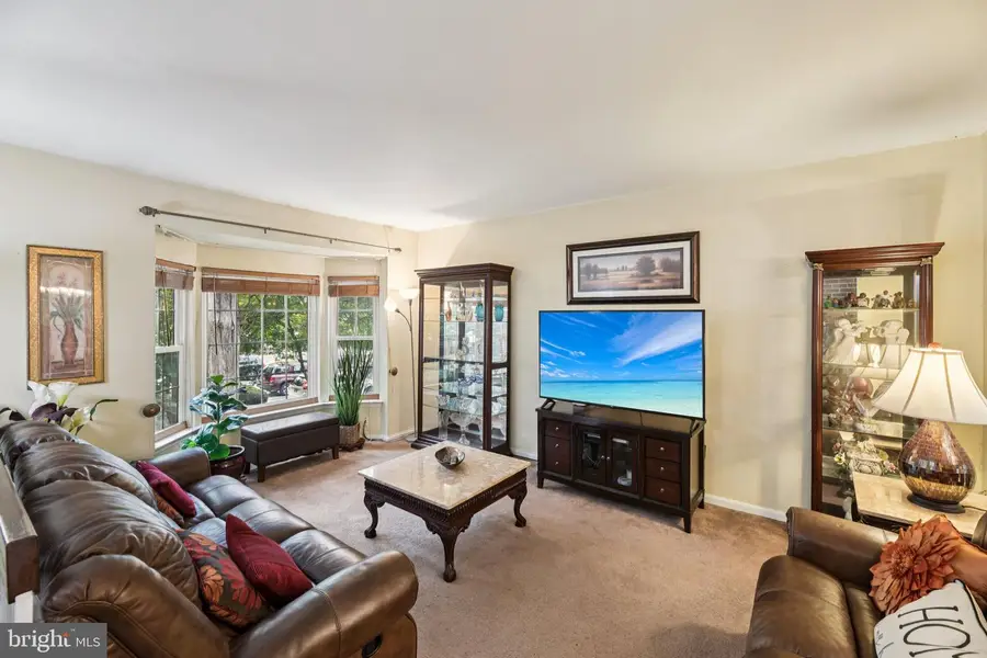 1927 Amberstone Ct #4, Silver Spring, MD 20904 - Image #3