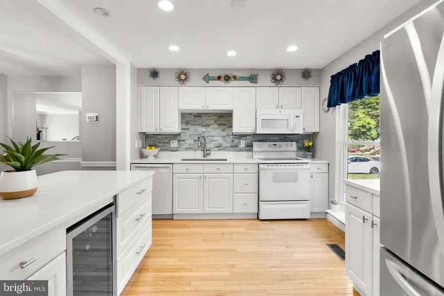 25732 Valley Park Ter #h-2, Damascus, MD 20872 - Image #3