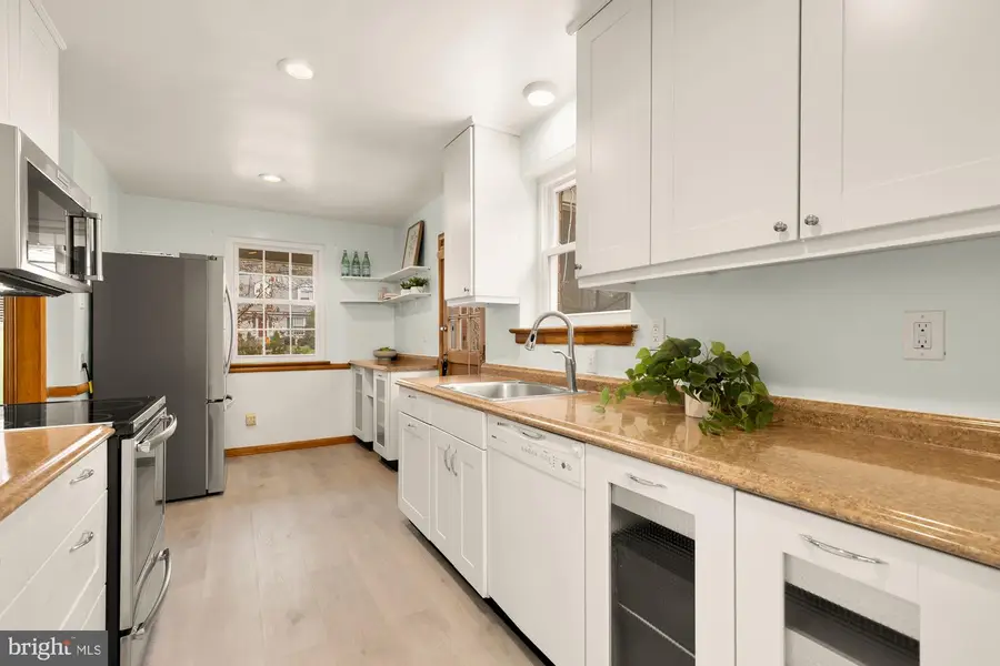 1102 Dale Dr, Silver Spring, MD 20910 - Image #3