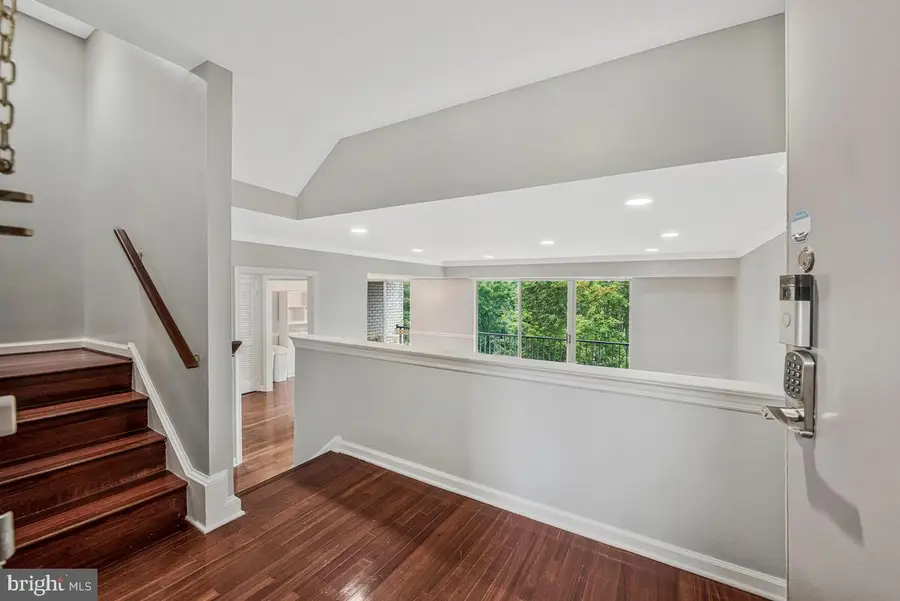 14628 Bauer Dr #6, Rockville, MD 20853 - Image #2