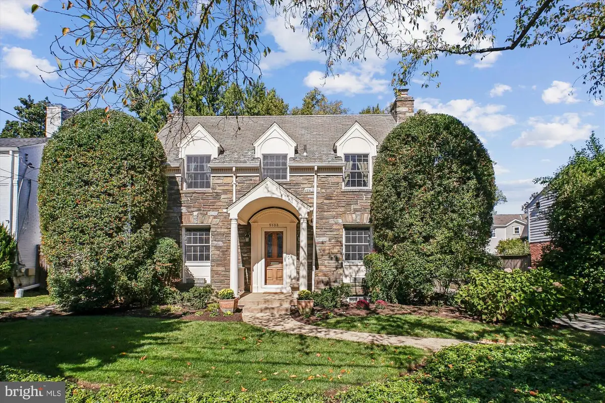 5103 Fairglen Ln, Chevy Chase, MD 20815 - Image #1