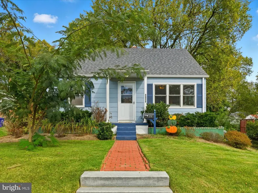 2707 Lindell St, Silver Spring, MD 20902 - Image #2